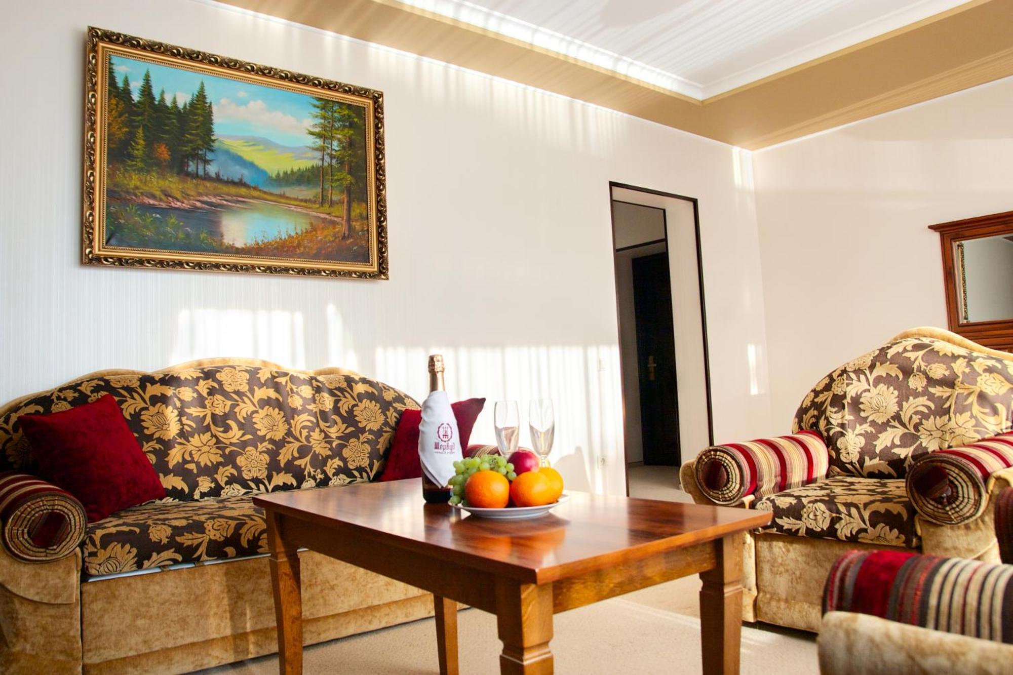 Sherwood Hotel Dolgomostiska Habitación foto