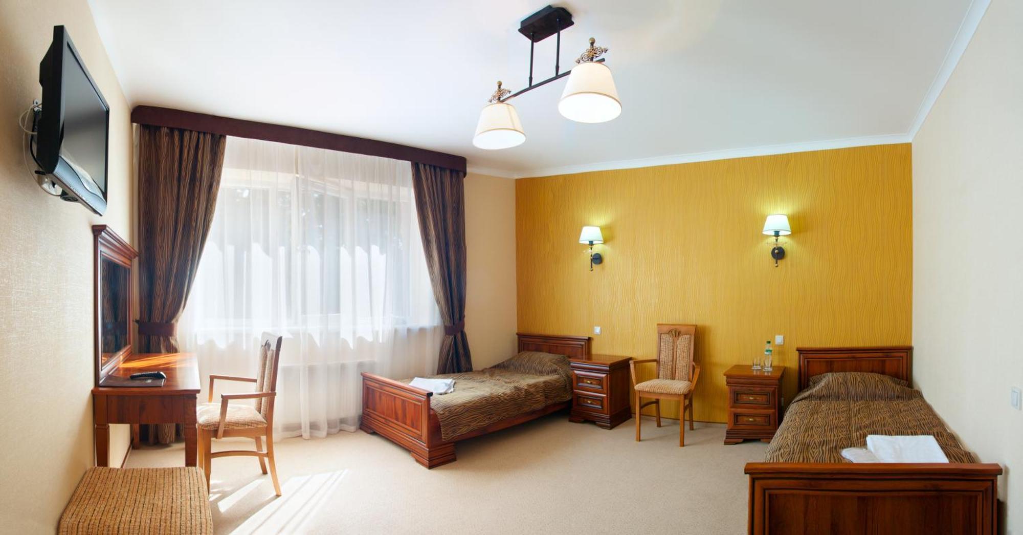 Sherwood Hotel Dolgomostiska Habitación foto